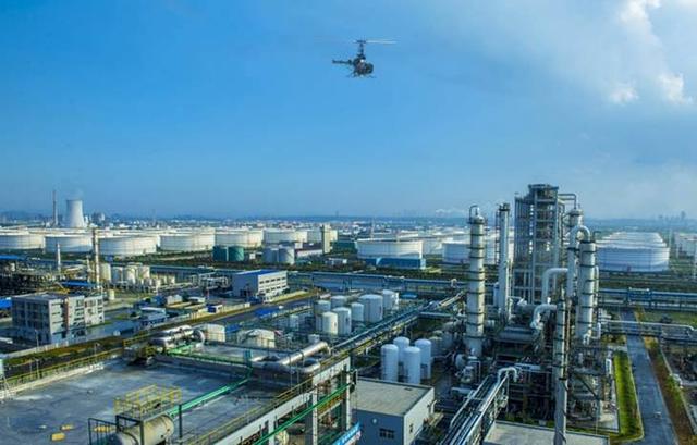 美凯龙（601828）2025年一季报简析：净利润减38.2%，短期债务压力上升