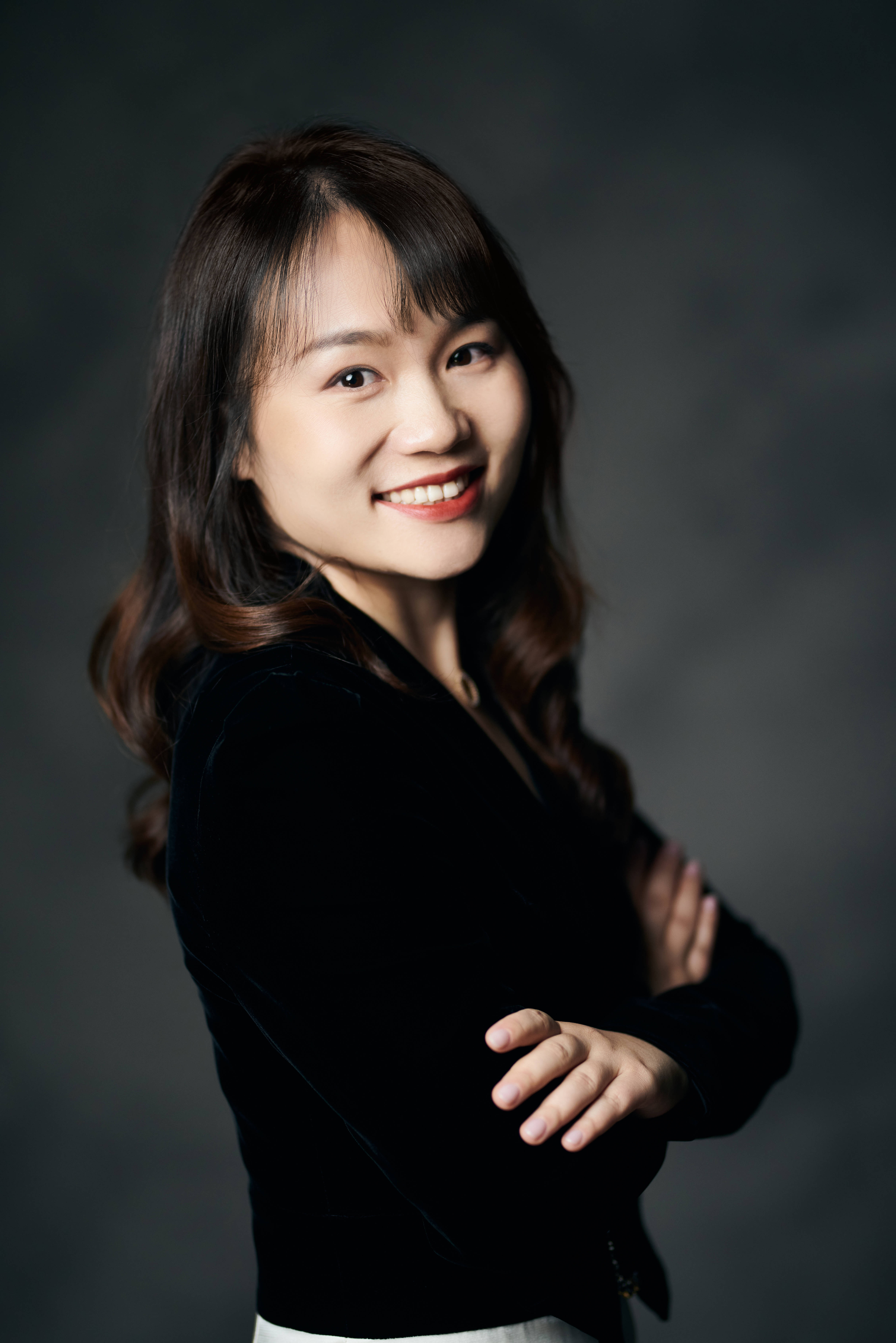 彭博行业研究亚太区固定收益首席策略师陈伟利：“南向通”扩容有望提升点心债市场外资占比