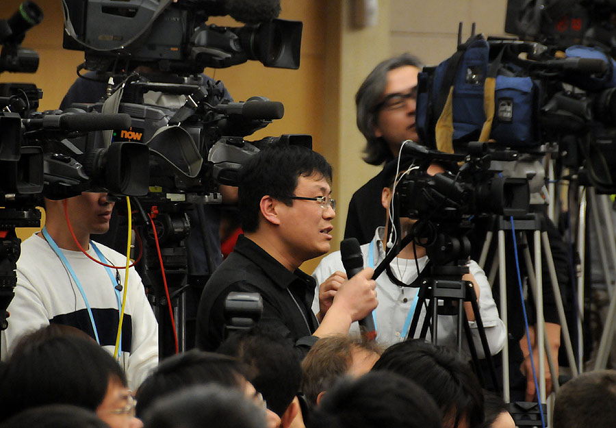 央行原行长周小川：目前全球宏观经济调控属于“三无”状态
