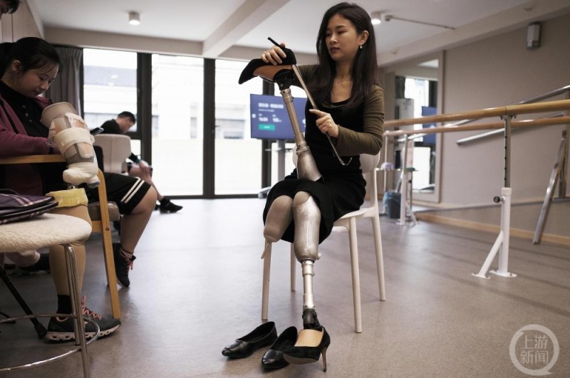 科技为残障人士开启更多可能——“重新站起来的时候，生活又有了希望”