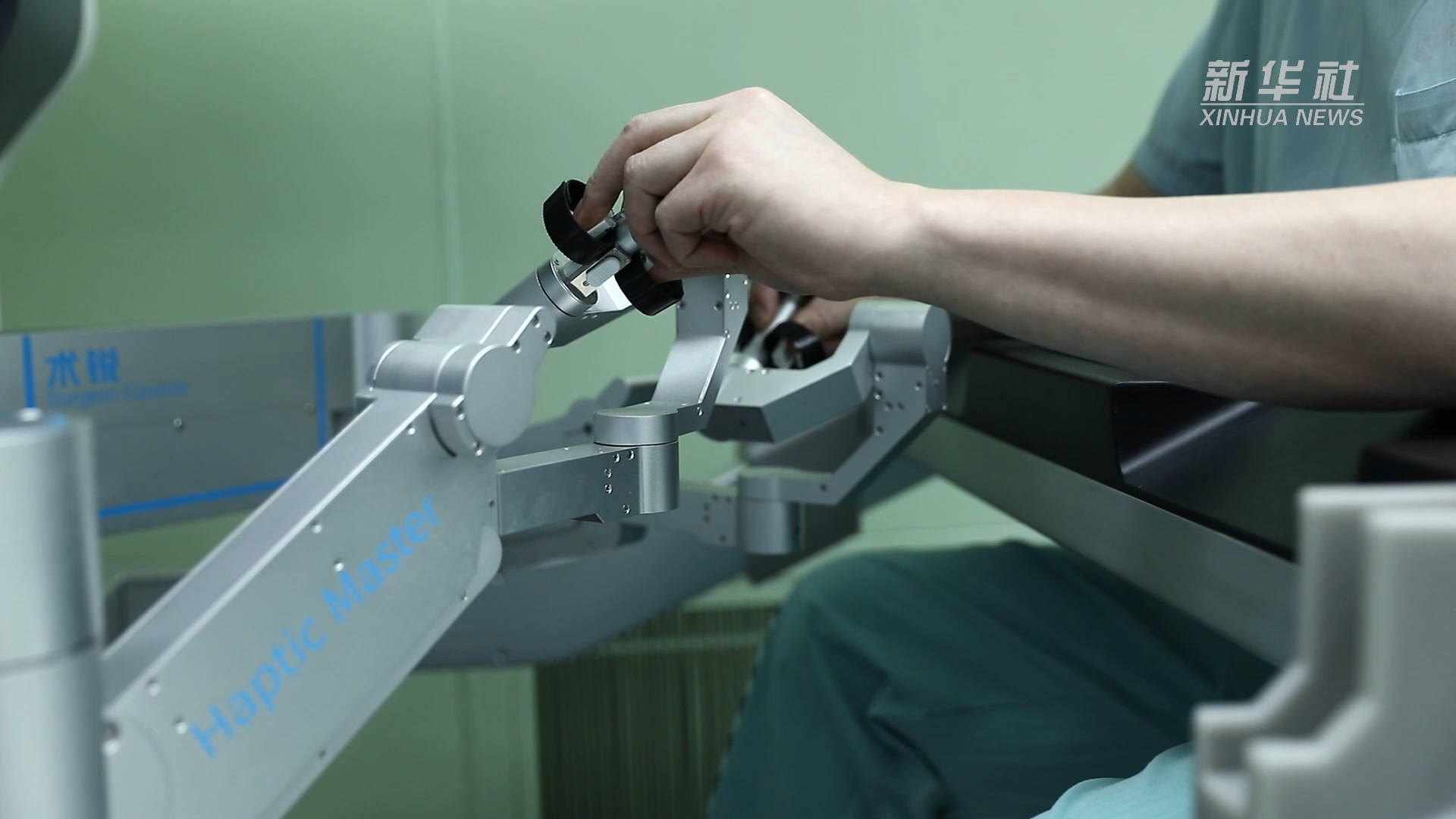 山河智能：隔离带开辟机器人大幅提升工作效率