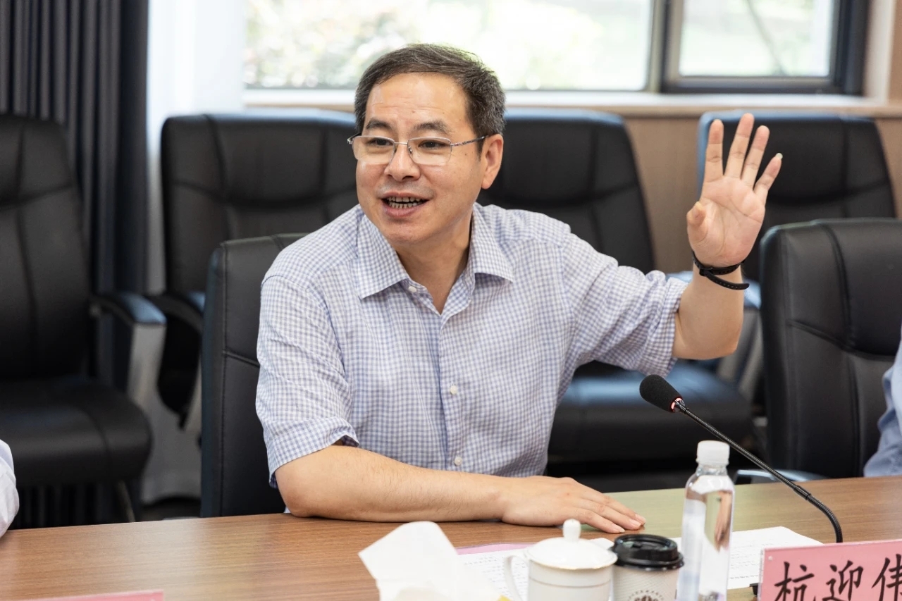 上海建工(600170.SH)：上海建工竞得土地使用权