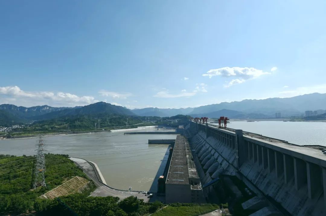 长江电力获得发明专利授权：“一种基于梯级水库实时调度承载量限制的防洪库容释放量分配方法”