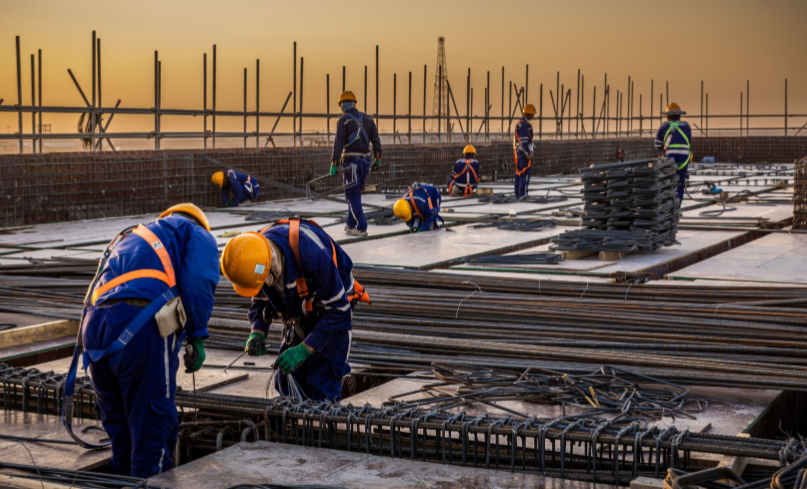 华龙期货上半年实现营收719.41万元