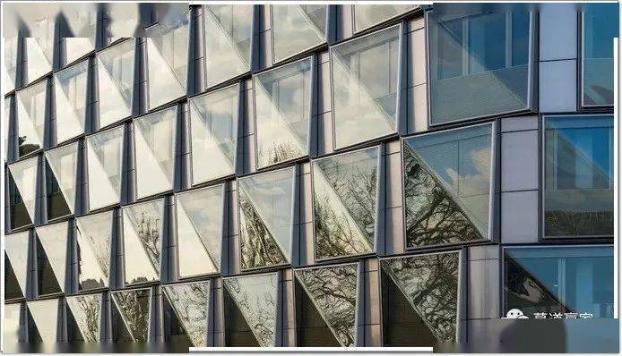 北玻股份获得发明专利授权：“基于上下对称温度预测的玻璃加热控制方法及装置”