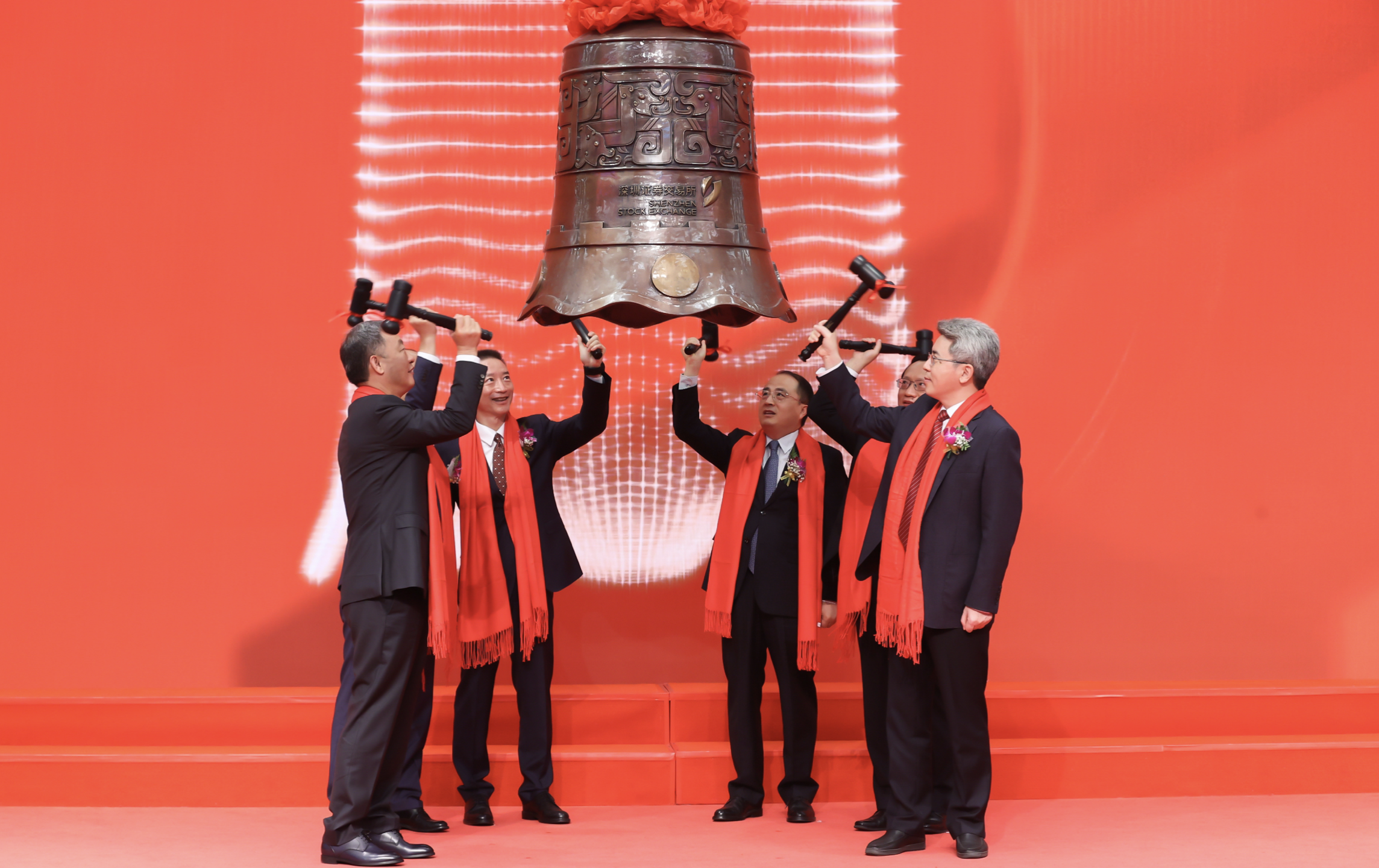 中国石化获得发明专利授权：“聚酯材料及其制备方法和应用”