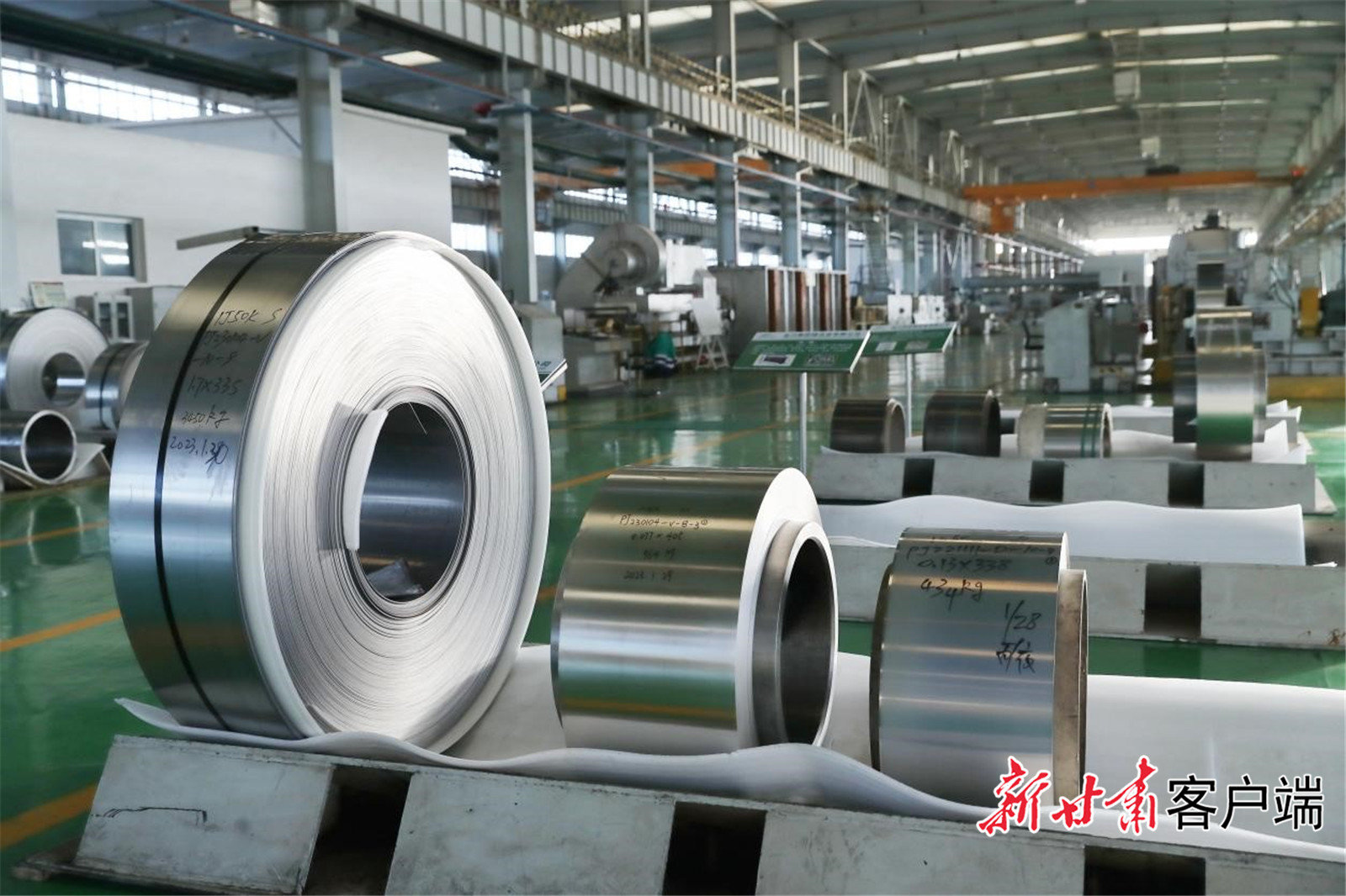 有色镍板块震荡拉升，伟明环保触及涨停