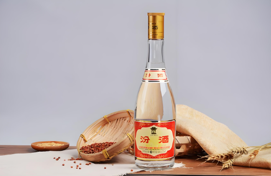 五 粮 液：所售产品是公司生产的，品质是一样的