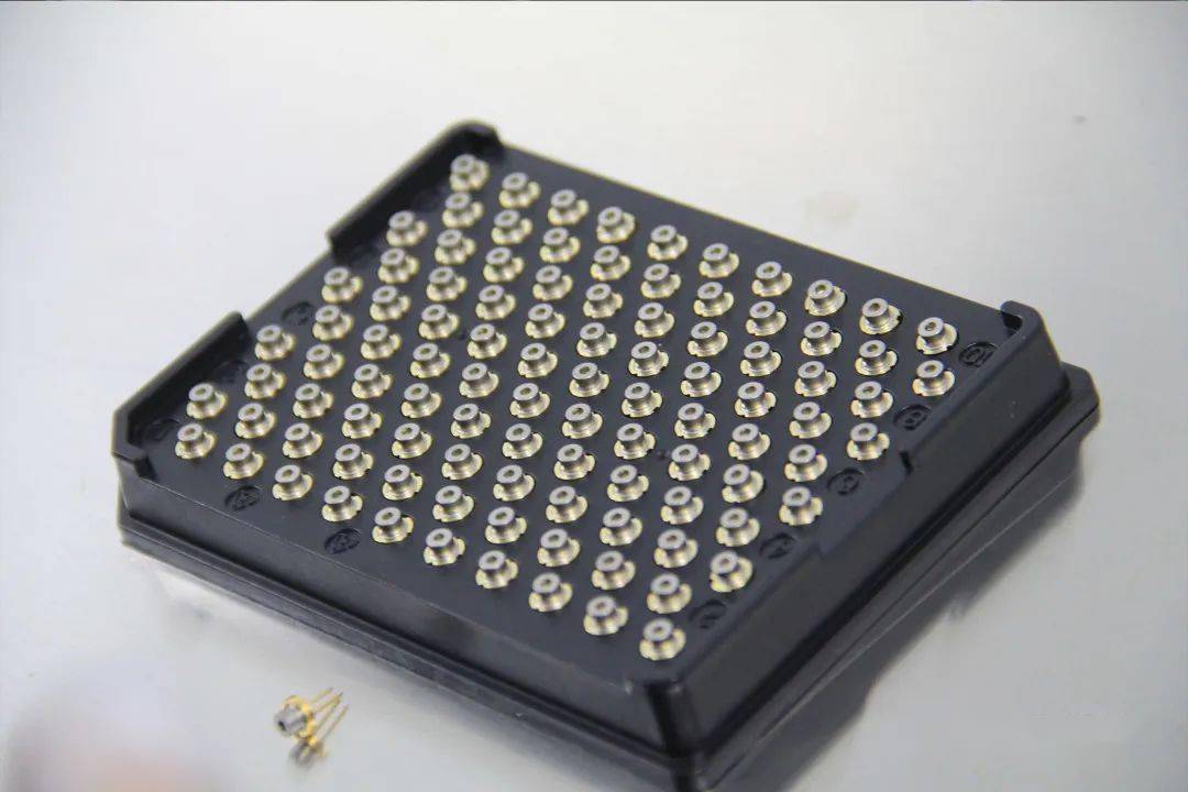 金杨精密：子公司镍基导体材料项目部分工序已投产