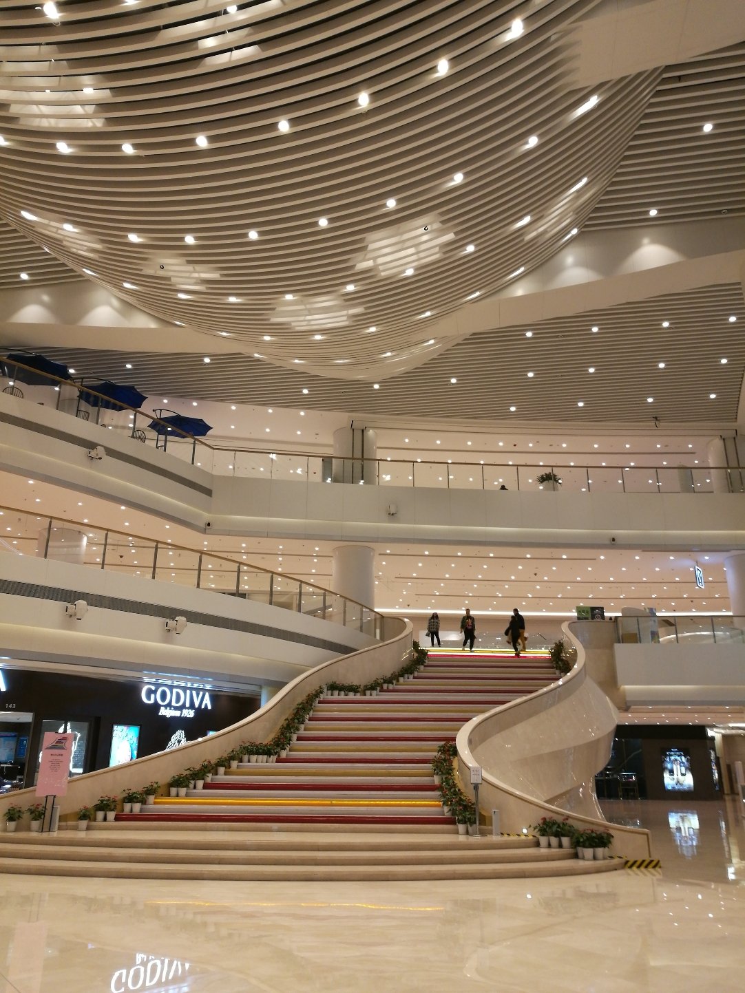 招商公路超短期融资券发行 关联方招商银行获配8.1亿元