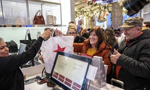 黑天鹅，突袭！日本遭遇“特拉斯时刻”！