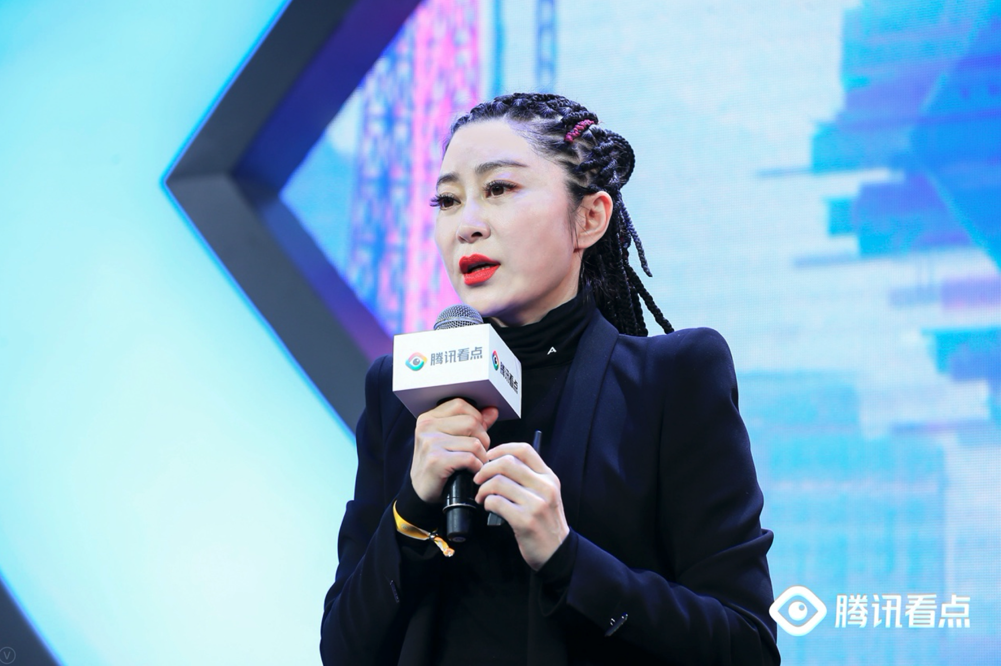 腾讯宣布：元宝DAU超5000万，MAU达1.14亿