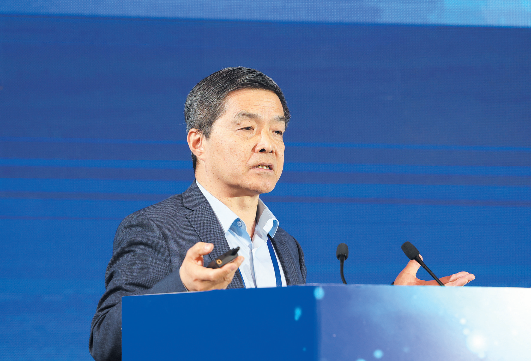 中国学者领衔提出规范使用抗菌药物的数字化方案