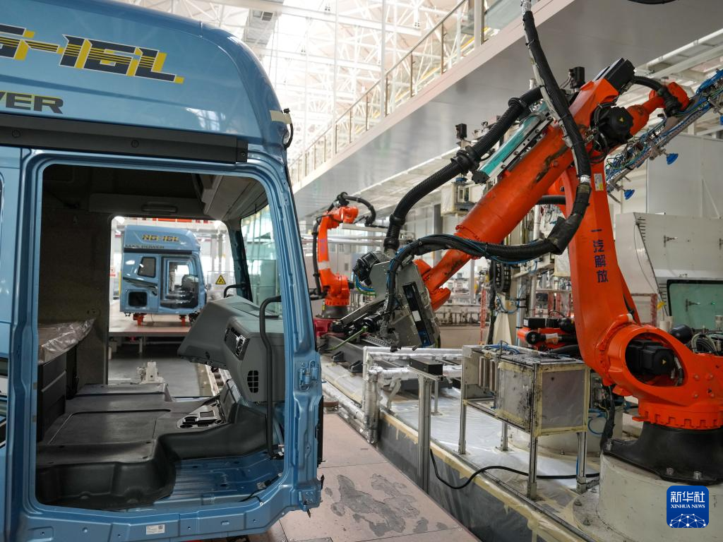 一汽解放：安全运营里程突破百万公里