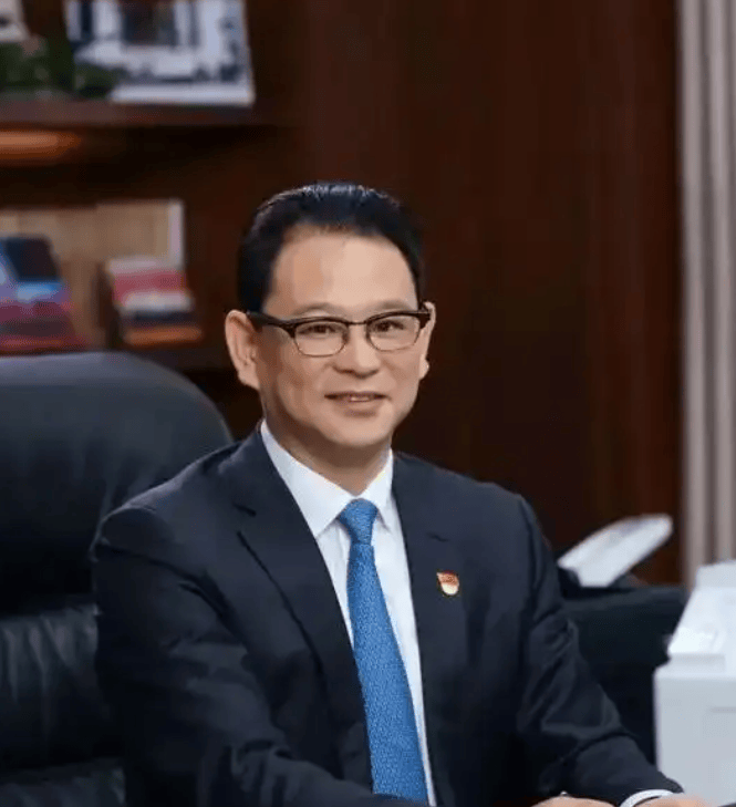 长城华西银行董事长王付彪任职资格获批