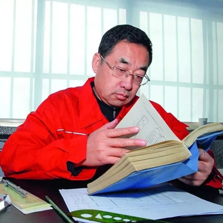 中国石化获得实用新型专利授权：“一种套管补贴装置”