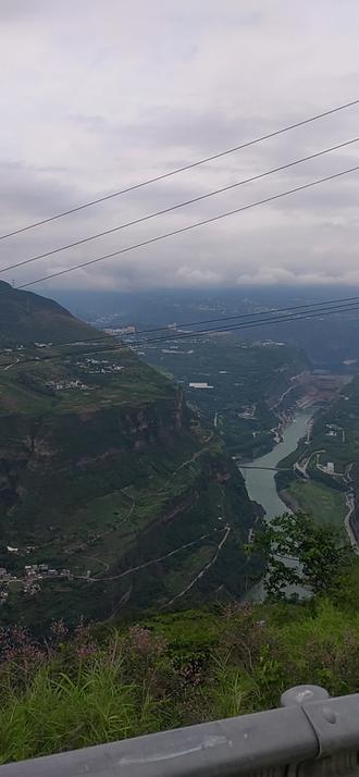 长江电力获得发明专利授权：“一种梯级水电站事故演化关键节点与路径识别方法”