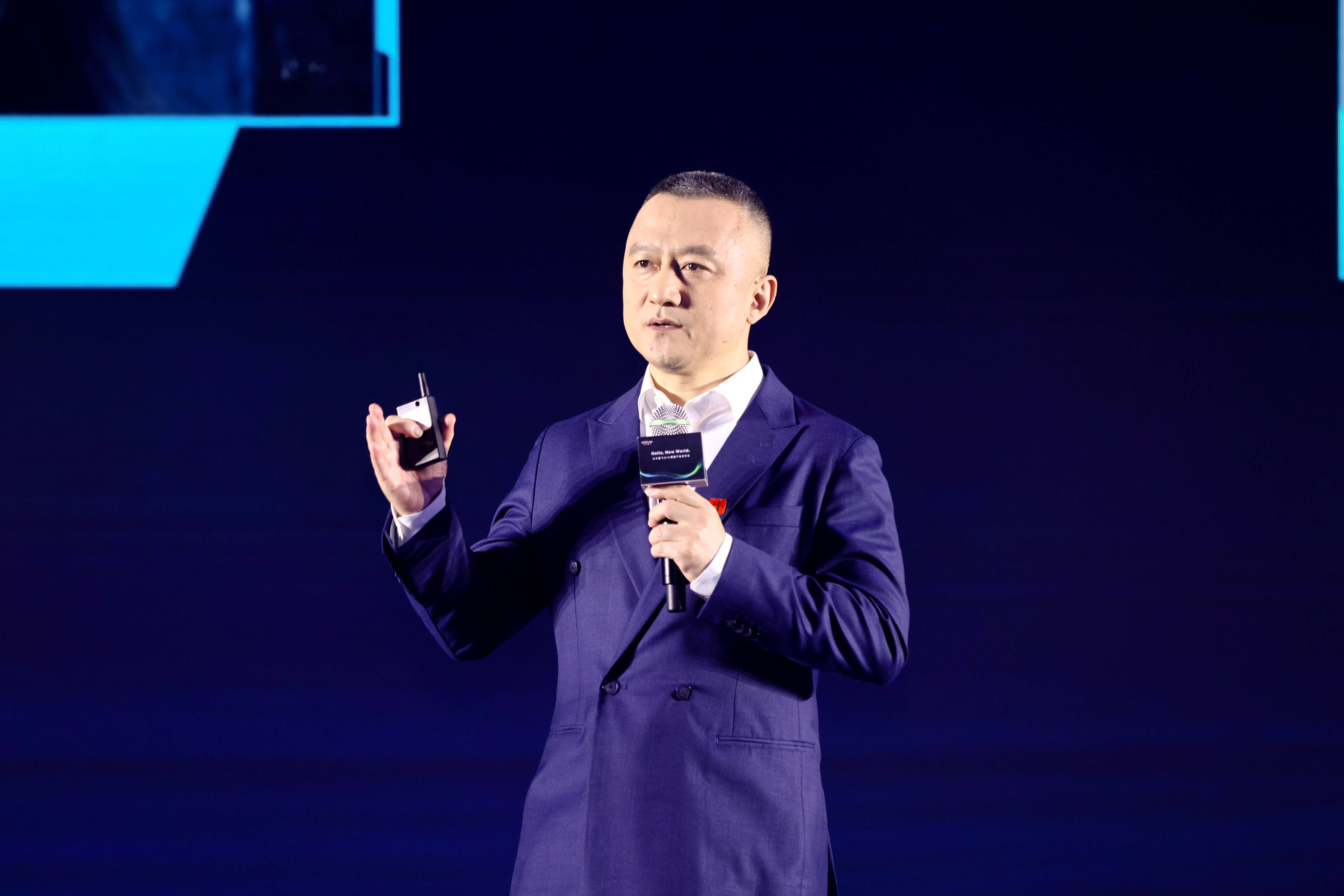 云天励飞获得外观设计专利授权：“带运营管理交互图形用户界面的电子设备”