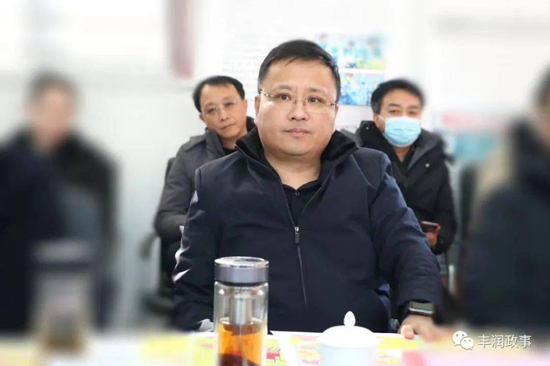 宋扬参赞与孟投资发展局举行工作会谈