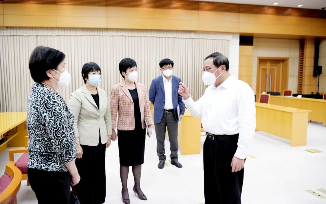 李强同澳大利亚总理阿尔巴尼斯通电话