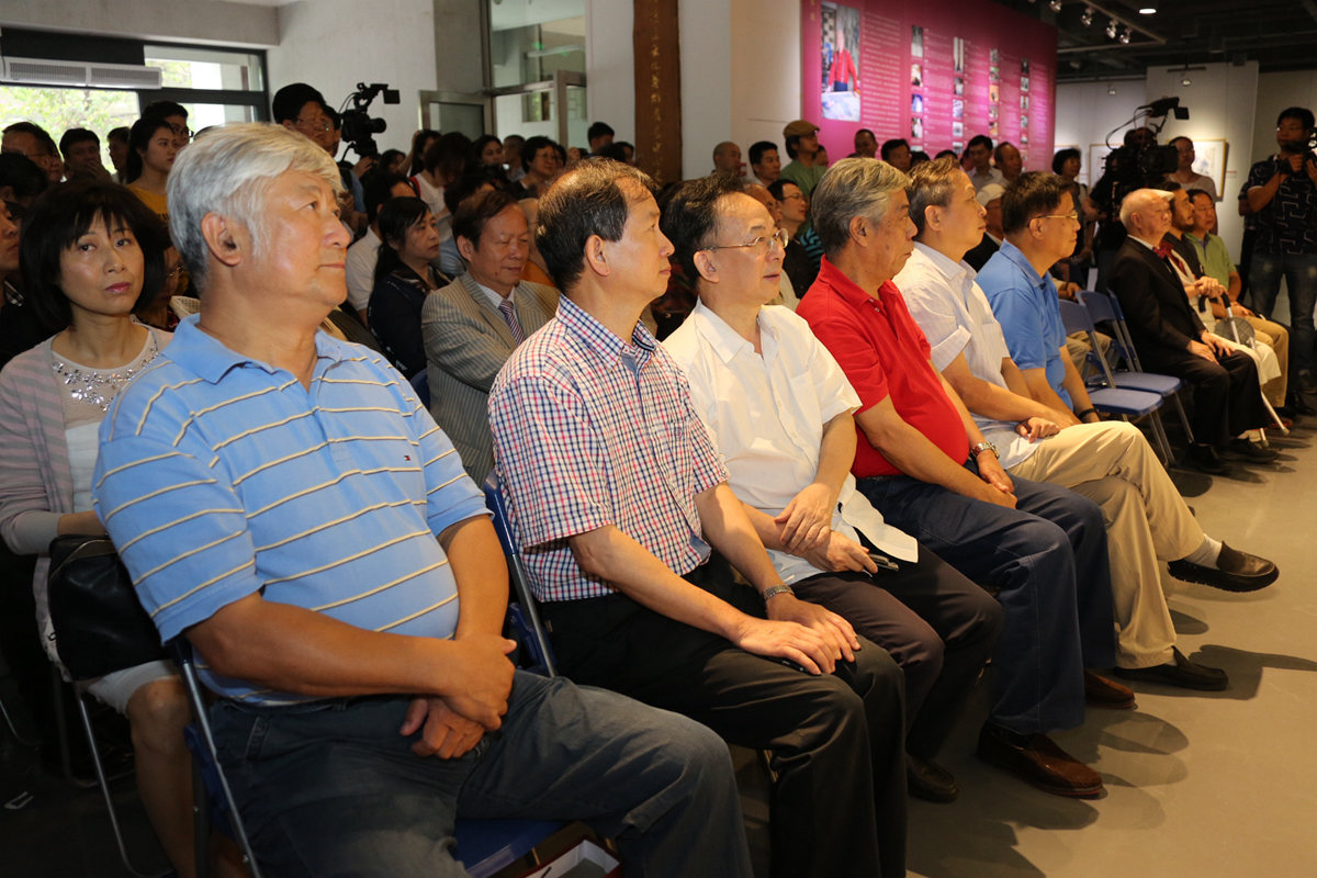 神舟二十三号航天员黎家盈寄语香港青少年：心怀家国 为香港为祖国贡献智慧和力量